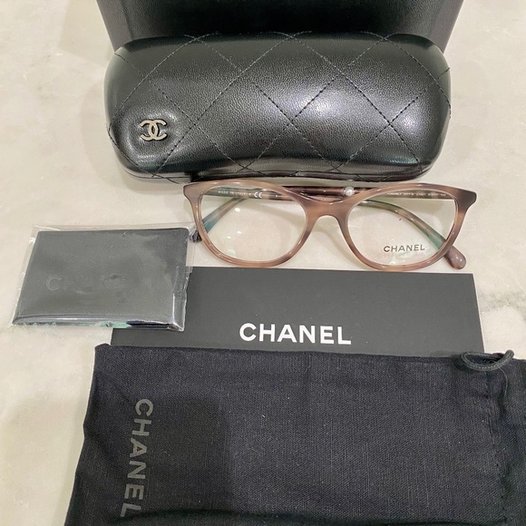 AUTHENTIC Chanel Eywear 3377H pearl frames color 1641 - Picture 1 of 7
